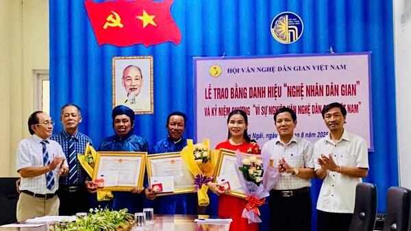Xã Vạn Tường có 3 Nghệ nhân được trao tặng danh hiệu Nghệ nhân dân gian
