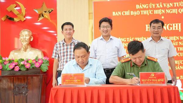 XÃ VẠN TƯỜNG: BÀN GIAO NHIỆM VỤ CƠ QUAN THƯỜNG TRỰC BAN CHỈ ĐẠO VỀ KHOA HỌC, CÔNG NGHỆ VÀ CHUYỂN ĐỔI SỐ